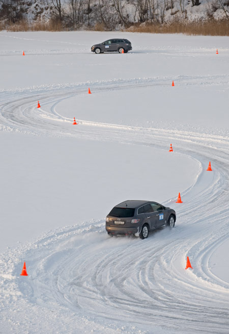 Школа езды от Mazda