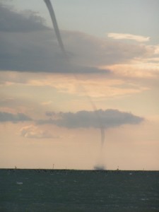 Смерчи на черноморском побережье Смерчи на черноморском побережье